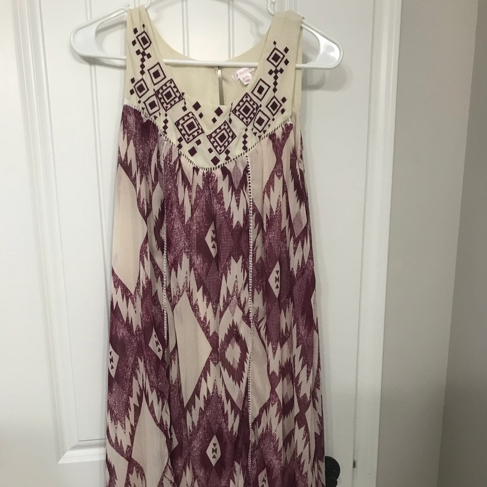 Cute flowy summer dress